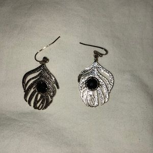 Kendra Scott Gold Drop with Black Stone